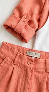 ชุดฮู้ดดี้ผู้หญิง ONETEN APPARELS สำหรับฤดูหนาว ทรงหลวม สีลาเวนเดอร์ล้วน ผ้าฝ้าย 100% กันยับ ชุดลำลองสไตล์สปอร์ต 3 ชิ้น พร้อมกางเกงขาสั้น - Product Image 6