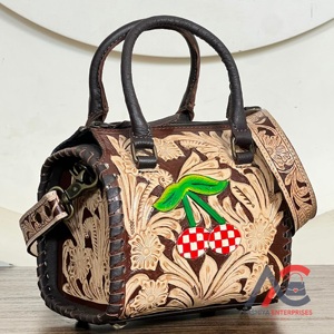 Bolsos de lona pequeños de cuero floral hechos a mano a bajo precio, nuevos bolsos cruzados de cuero genuino para viaje, deporte y fin de semana para mujer - Product Image 1