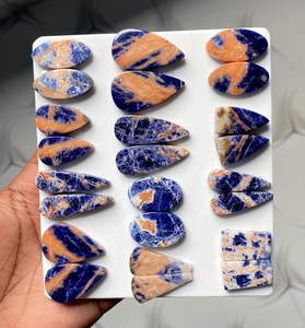 Vente en gros de paires de cabochons en sodalite orange naturelle, pierres précieuses opalescentes de haute qualité pour la décoration d'ongles MAHNAJ GEMS - Product Image 3