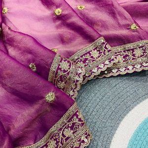 Sari en soie mocha pure et douce avec broderie à cordon de paillettes, motif Zari Butti et blouse jacquard – Prix de gros par Royal Export - Product Image 3