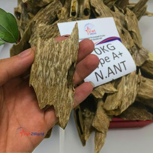Copeaux d'agarwood du Vietnam pour bâtonnets d'encens et mélange de bakhoor aromatique - Product Image 1