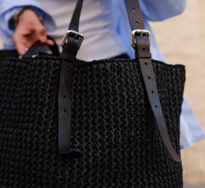 Bolso Tote de Rafia Hecho a Mano: Asas de Cuero, Bolso de Hombro para Playa de Verano - Product Image 4