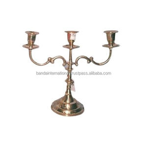 Porte-bougie conique à trois lumières en laiton de haute qualité avec finition dorée pour la décoration de bureau à la maison et pour Noël - Product Image 6