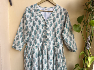 Robe longue en coton indien imprimée à la main, robe en coton indien à imprimé floral, robe longue à manches longues décontractée pour femmes - Product Image 4
