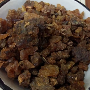 Highest Quality Best Commiphora Myrrh Resin from India With Private Label - Product Image 1