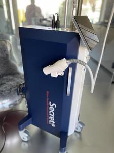 Cutera Secret <b>RF</b> 2.0 <b>Microneedling</b> Radio Frequency - Product Image 4