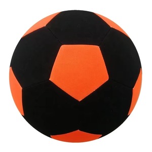 ลูกฟุตบอลแบบกำหนดเอง ขนาดมาตรฐาน 5 สำหรับฝึกซ้อมและแข่งขัน ผลิตจาก PU PVC ทนทาน เป็นมิตรกับสิ่งแวดล้อม ใช้ได้ทั้งในร่ม/กลางแจ้ง รับผลิตแบบ OEM ODM - Product Image 1