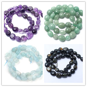 Vente en gros de perles de pierres précieuses rondes irrégulières en quartz rutilé naturel de 6-8 mm, énergie curative, galets de gravier, magnifiques et très demandées - Product Image 2