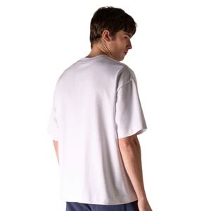 Camiseta Oversize de Algodón para Hombre con Logo Minimalista en el Pecho, Estilo Urbano, Manga Corta, Casual, a la Moda, Venta al por Mayor OEM - Product Image 2
