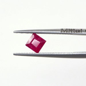 Rubis naturel de Bangkok calibré, carrés de 4 mm, rubis naturel taillé en facettes, pierres précieuses pour la fabrication de bijoux, prêt à l'emploi - Product Image 2
