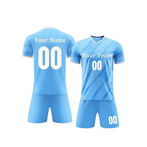 Tenue de football respirante, maillot et short de sport pour extérieur, impression couleur, nom de l'équipe avec logo personnalisé - Product Image 5