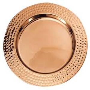 Grande assiette de service ronde en cuivre martelé, élégante, pour la mise en table, d'un fabricant et fournisseur indien. - Product Image 4