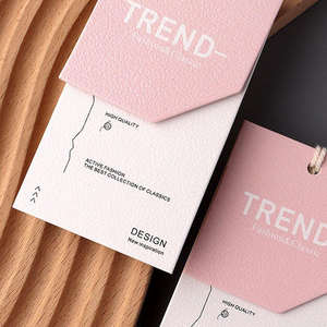 Etiquetas Colgantes de Papel Irregulares Personalizadas al por Mayor, Diseño de Contraste de Color Rosa para Prendas, Etiquetas Creativas para Marcas de Ropa - Product Image 4