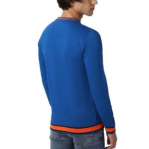 เสื้อสเวตเชิ้ตผ้าคอตตอนผสมสำหรับผู้ชาย ออกแบบเองได้ ราคาโรงงาน OEM เสื้อสเวตเชิ้ตคลาสสิกผู้ชาย คอกลม ผ้าฟลีซคอตตอนเนื้อหนา - Product Image 5