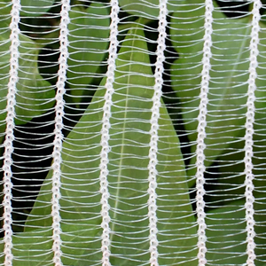 Malla de sombreo de plástico verde hierba tejida por urdimbre con servicios de corte y moldeado, fabricada en Gujarat, India por FORTUNE AGRO NET - Product Image 2