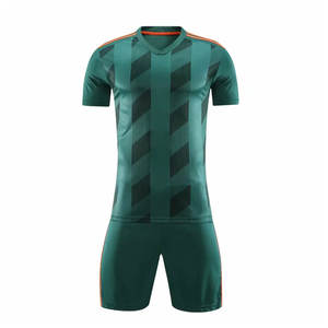Uniforme de Fútbol para Hombre con el Diseño Más Demandado, Precio Razonable, Antiarrugas, Mejores Diseños, Uniforme de Fútbol para Hombre en Venta - Product Image 1