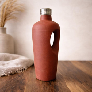 Bouteille d'eau en terre cuite 1000 ml, bouteille à boisson en argile avec poignée, utilisation moderne pour la maison et la cuisine - Product Image 1