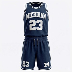 Ensemble d'uniformes de basketball classiques personnalisés de haute qualité pour hommes, maillot et short en maille épaisse bleue - Product Image 5