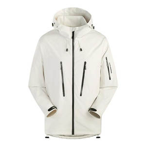 Chaqueta Softshell para Mujer al por Mayor en Color Personalizado, Abrigo de Invierno con Capucha de Primera Calidad, con Múltiples Bolsillos y Diseño Elegante - Product Image 5
