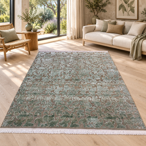 Alfombra de Damasco Anudada a Mano de Lujo, Color Verde Salvia y Taupe, Alfombra Tradicional de Lana y Seda, Hecha a Mano, Clásica - Product Image 1