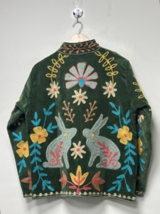 Chaqueta Bomber Unisex de Manga Larga, 100% Algodón Ecológico, Reversible, con Bordado Floral Hecho a Mano, Diseño de Conejo, Arte Folclórico Suzani - Product Image 3
