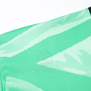 Uniforme de Fútbol de Alta Calidad, Uniforme de Fútbol Personalizado, Uniforme de Fútbol de Material Duradero - Product Image 3