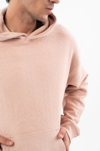 Sweat-shirt classique conçu avec un tissu confortable et une construction pratique pour un usage quotidien décontracté, les voyages et les occasions saisonnières - Product Image 6