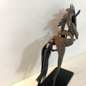 ประติมากรรมรูปม้ากระโดดโลหะโบราณ เหมาะสำหรับตกแต่งบ้านหรู โชว์ในล็อบบี้ และเป็นของประดับตกแต่งบนโต๊ะ ศิลปะสมัยใหม่ - Product Image 2