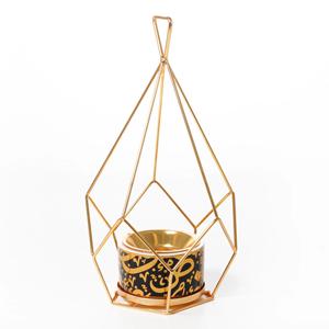 Brûleur d'encens moderne en métal doré géométrique avec lanterne en bois de manguier – Écologique et durable, décoration aromatique bio pour la maison - Product Image 1