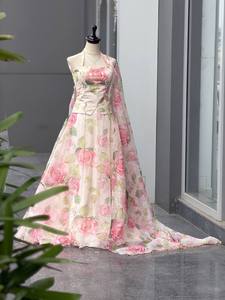 Ensemble de robe Anarkali en soie imprimée numérique à fleurs roses, longueur au sol, tenue de fête indienne pakistanaise - Product Image 4