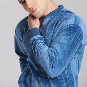 Ensemble de survêtement pour homme en velours bleu premium, veste zippée décontractée et pantalon de jogging, style streetwear chaud pour l'hiver. - Product Image 4