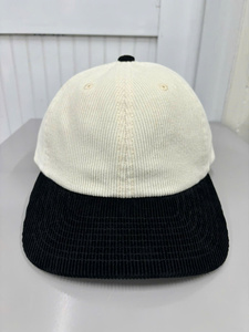 Casquette de baseball bicolore fabriquée au Vietnam avec logo ajustable, casquette non structurée à 6 panneaux pour adulte, idéale pour les tenues décontractées d'hiver en extérieur - Product Image 1