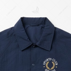 เสื้อโค้ชปักลายตามสั่ง สำหรับชมรมบัณฑิต พร้อมตัวอักษร  ผ้าสำหรับทุกฤดูกาล ผลิตจากโรงงานโดยตรง เสื้อผ้าสตรีทแวร์ ชุดยูนิฟอร์ม เสื้อคลุมกีฬา - Product Image 5