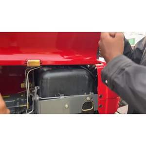 Tracteur Massey Ferguson de conception compacte MF 240 2WD 50 HP avec outils compatibles pour une utilisation agricole pour l'exportation vers le marché africain - Product Image 1