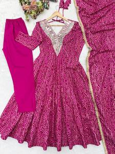 TENNECY REYON Nuevo Vestido Largo hasta el Tobillo con Bordado de Espejo para Mujer - Ropa de Fiesta sin Arrugas para la Temporada de Bodas - Product Image 5
