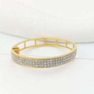 Aros urbanos con diamantes helados en oro macizo con cierre de clip brillante de corte redondo, diseñados para hombres, mujeres y compradores mayoristas. - Product Image 2
