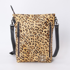 Bolso Bandolera de Cuero Sintético Estilo Boho con Diseño Floral y Compartimento Oculto para Portar Objetos - Product Image 3