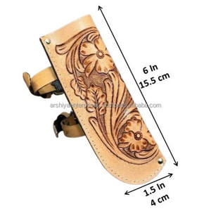 Porte-drapeau en cuir repoussé à la main de qualité supérieure Support de bannière de style occidental fait à la main pour décor rustique Événements en plein air et cadeaux personnalisés - Product Image 2