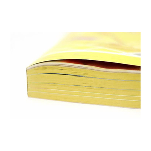 Papiers recyclés de dossiers téléphoniques jaunes écologiques, préparés pour les installations de recyclage et de retraitouillage professionnels - Product Image 1