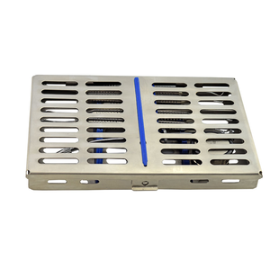 Juego de Instrumentos Dentales Manuales Ergonómicos de Acero Inoxidable, Incluye Cassette de Esterilización, Espejo, Explorador y Raspador, con Certificación CE - Product Image 3