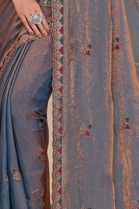 Sari de Satén Fandy de Diseño Indio Vexotrend para Mujer, Hermoso Diseño Patola, Estilo Tradicional para Bodas, Fiestas y Diwali, Envío Rápido - Product Image 6