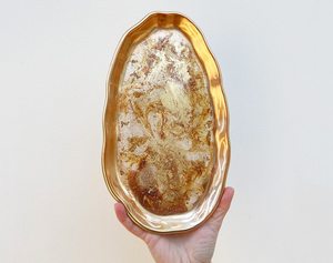 Ensemble de plateaux à bijoux en résine dorée avec couvercle et bol, forme de fleur, plateau de service décoratif, décoration d'intérieur, artisanat artistique - Product Image 3