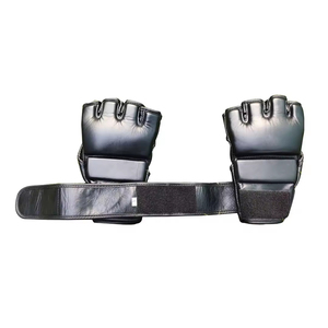 Gants de boxe MMA Sanda pour adultes, fabriqués en usine au Pakistan, OEM, à doigts courts, pour arts martiaux et sparring - Product Image 3