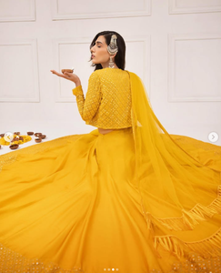 Elegant Women's <b>Yellow</b> Salwar Kameez Traditional Indian Pakistani Wedding Wear Floor-Length Regular Fit All Seasons - Product Image 2