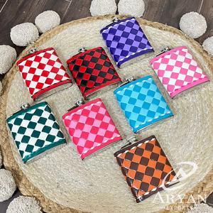 2026 Gourde de hanche personnalisée en cuir de vachette gravé à la main, porte-whisky, contenant à boisson de poche, vente en gros et fournitures - Product Image 1