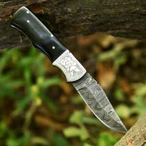 Cuchillo Plegable de Damasco Hecho a Mano Profesional de Alta Calidad con Funda de Bolsillo Personalizable, Soporte OEM y Mango de Madera – Cuchillo Utilitario - Product Image 2