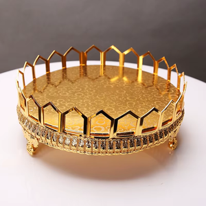 Classic pedestal style metallic <b>cake</b> <b>stand</b> fine craftsmanship ensures a polished and refined look - Product Image 3