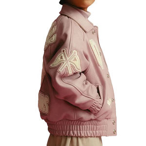 Fabricants de vêtements sur mesure, veste de baseball en cuir de vache personnalisée avec broderie sur le devant, style streetwear pour hommes - Product Image 2