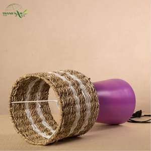 Lámpara de Mesa de Bambú Hecha a Mano, Diseño Moderno Minimalista, Iluminación Interior Ecológica - Product Image 5