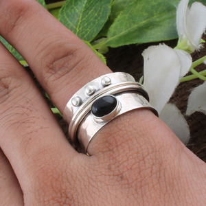 Bague anti-stress multi-bandes classique en argent sterling 925 Shree Jaipur, sertie de perles, pour la méditation et l'anxiété, vente en gros - Product Image 3